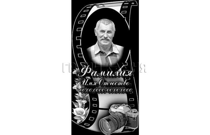 Вертикальный гранитный памятник с каллами №70