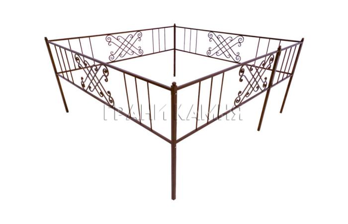 Оградка на кладбище металлическая №13