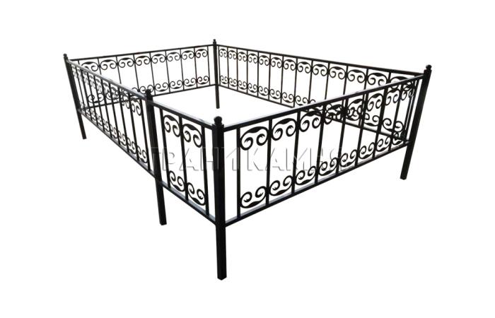 Ограда на кладбище металлическая №26