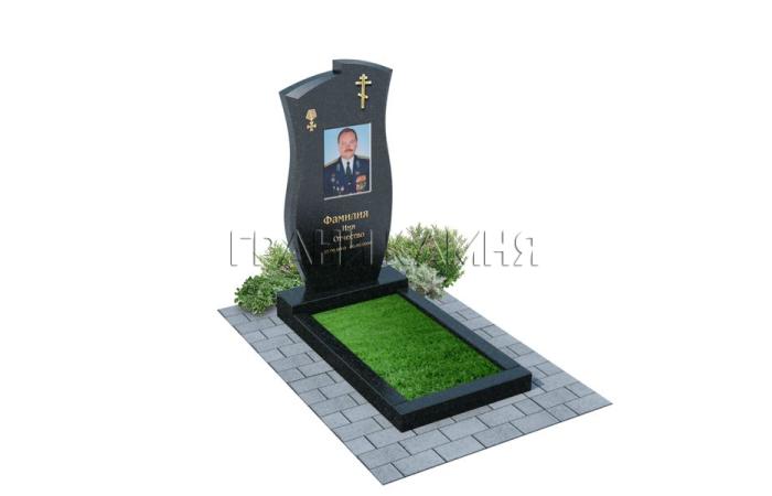 Вертикальный гранитный памятник военнослужащему резной ПДВ №14