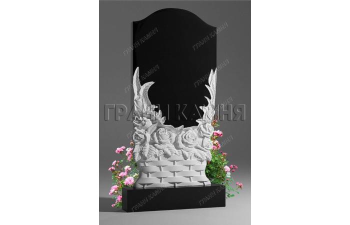 Вертикальный гранитный памятник резной № 44/10